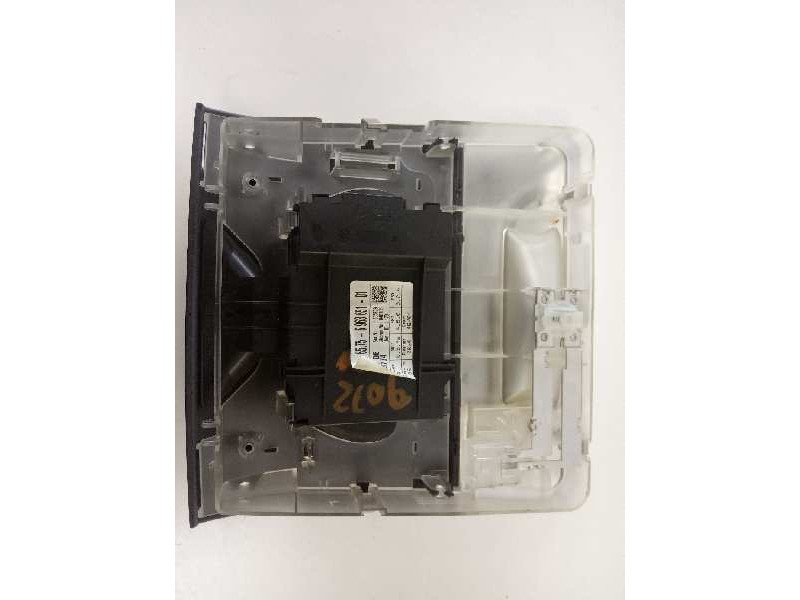 Recambio de luz interior para bmw serie 1 berlina (e81/e87) 120d referencia OEM IAM 696365101  