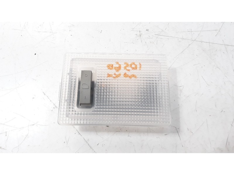 Recambio de luz interior para opel mokka 1.7 16v cdti referencia OEM IAM 84633XX  