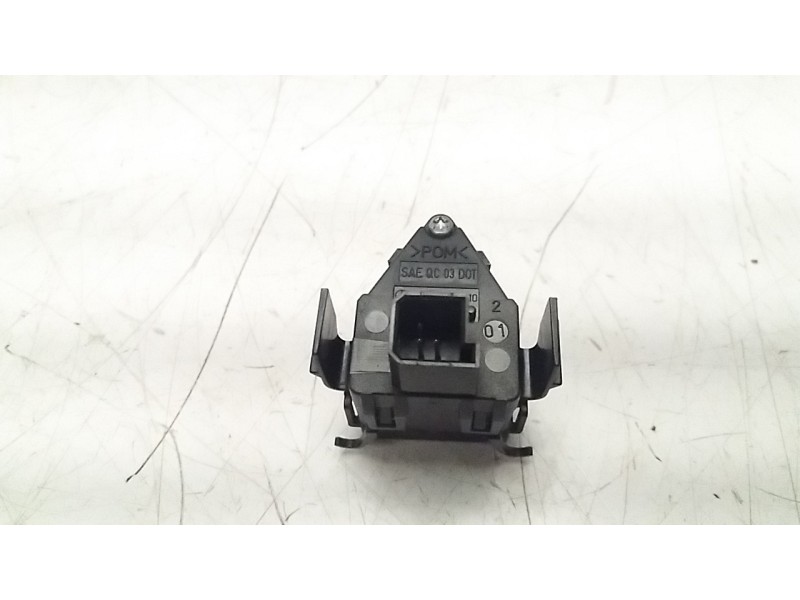 Recambio de warning para mercedes-benz clase b (w245) 2.0 cdi cat referencia OEM IAM 1698207410 33450201 