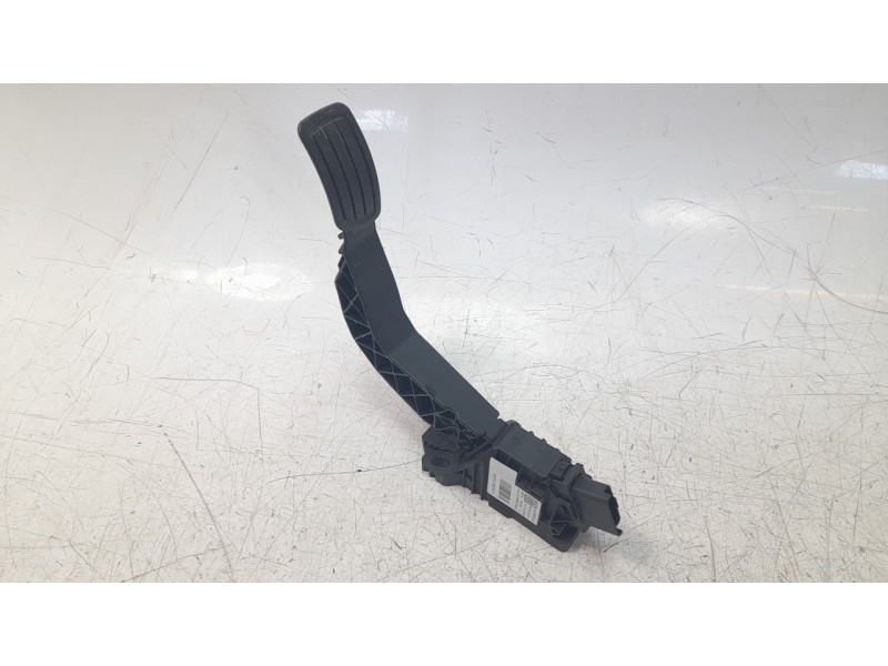 Recambio de potenciometro pedal para peugeot 208 (p2) allure pack referencia OEM IAM 9837891880  