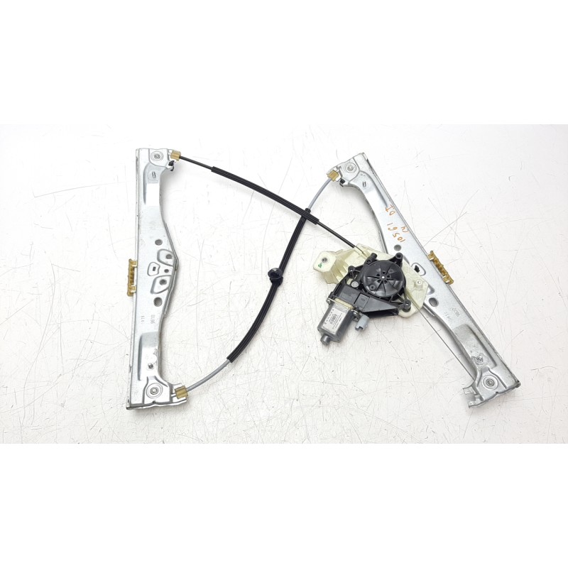 Recambio de elevalunas delantero izquierdo para citroen c4 cactus 1.6 e-hdi fap referencia OEM IAM 9810287780 106076002 