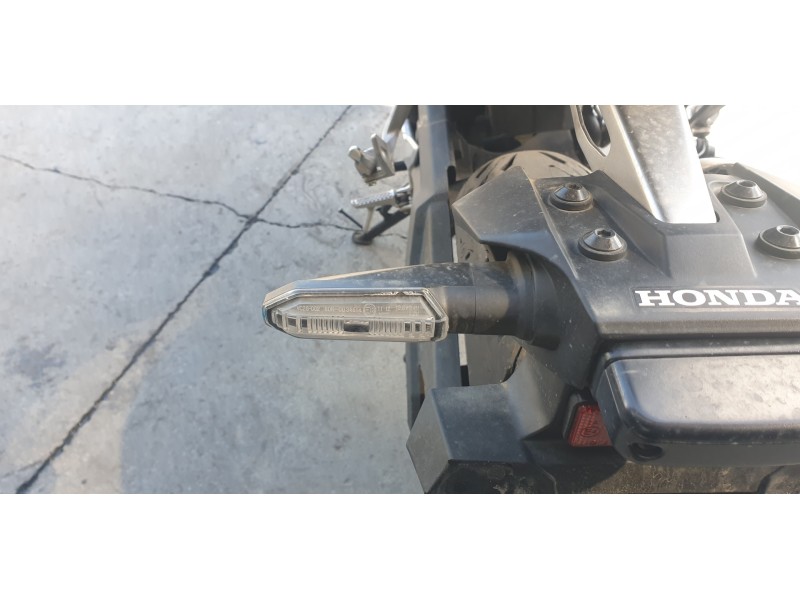 Recambio de piloto trasero izquierdo para honda cb 500f referencia OEM IAM 33650MKPD01  