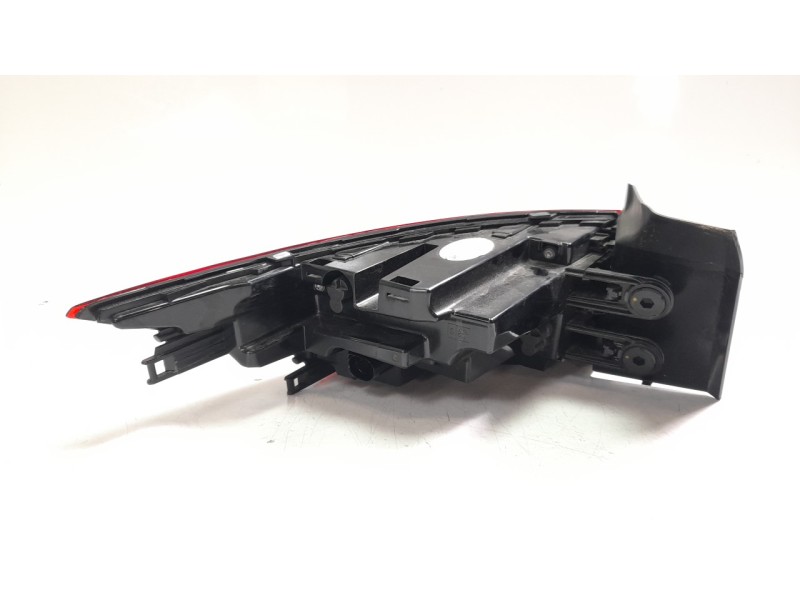 Recambio de piloto trasero derecho para skoda enyaq iv coupé (5ac) 80 sportline referencia OEM IAM 5LA945208A  