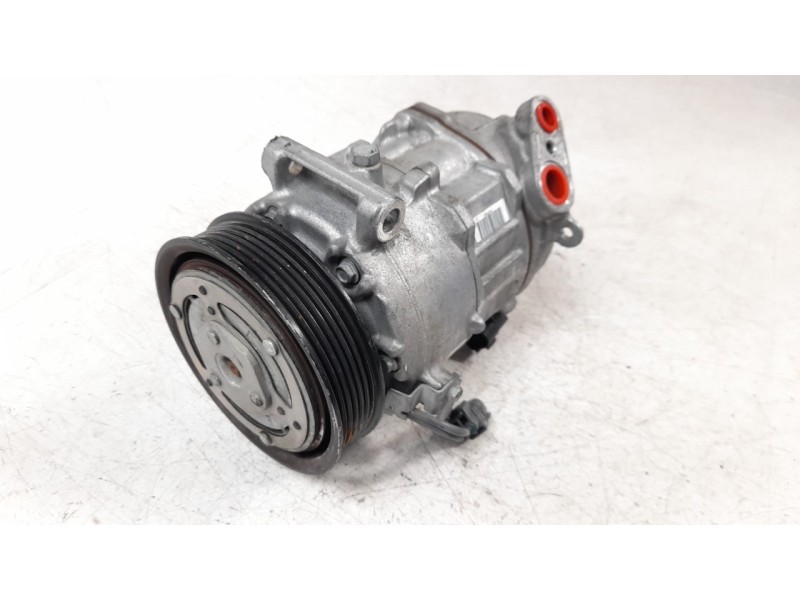 Recambio de compresor aire acondicionado para jeep cherokee limited 4wd referencia OEM IAM 4471606712  