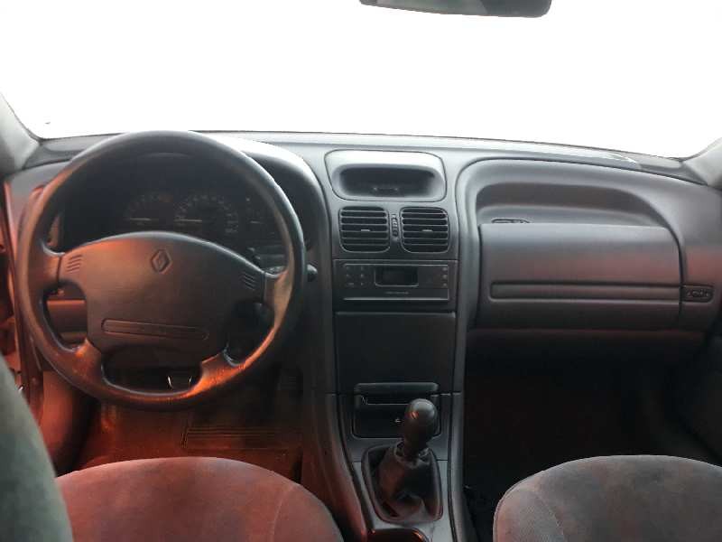 renault laguna (b56) del año 1994