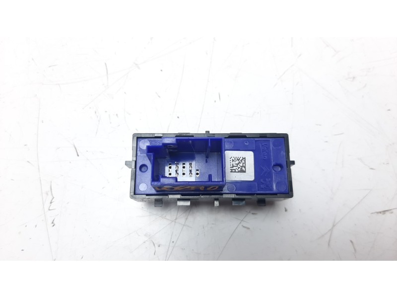 Recambio de interruptor para peugeot 208 1.2 12v e-thp referencia OEM IAM 96750113ZD  