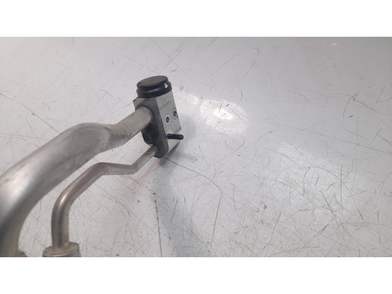 Recambio de tubos aire acondicionado para hyundai kona 1.0 tgdi cat referencia OEM IAM 97775J9100  