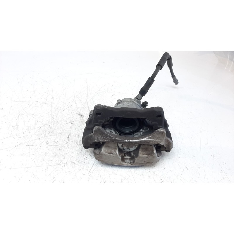 Recambio de pinza de freno delantera izquierda para mercedes-benz clase c (w205) familiar 2.1 cdi cat referencia OEM IAM A205421