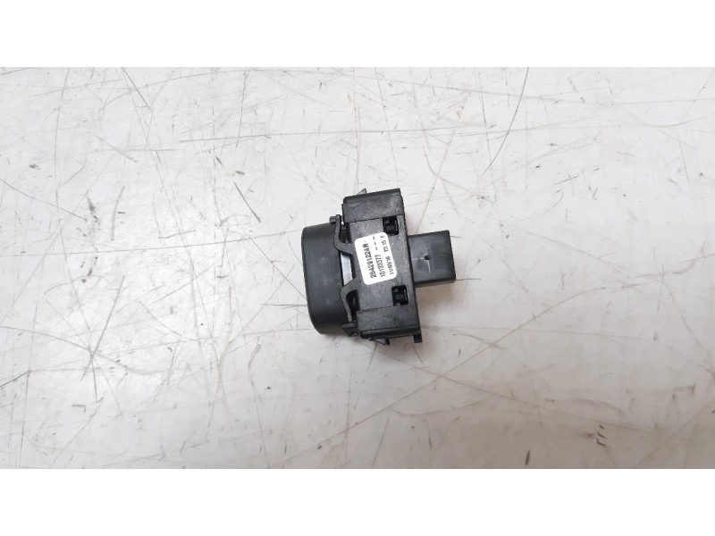 Recambio de interruptor para renault captur 0.9 energy referencia OEM IAM 254291224R  