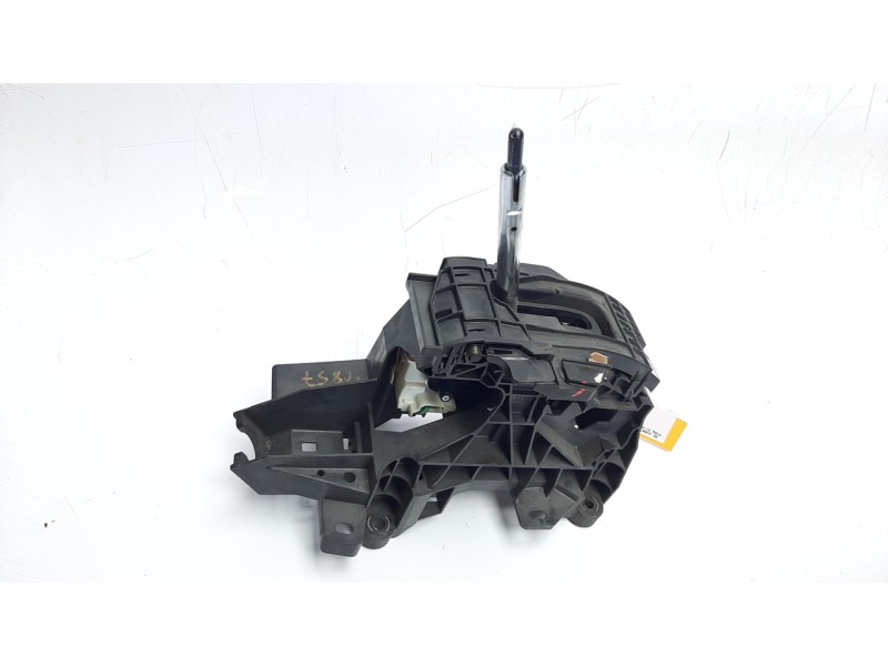 Recambio de palanca cambio para toyota c-hr hybrid advance referencia OEM IAM 75G588LHD  