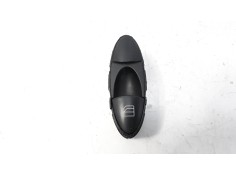 MANDO ELEVALUNAS TRASERO DERECHO A2118219958 