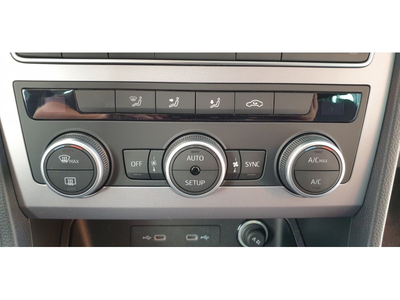 Recambio de mando climatizador para seat ateca (khp) fr referencia OEM IAM 5F0907044AR  