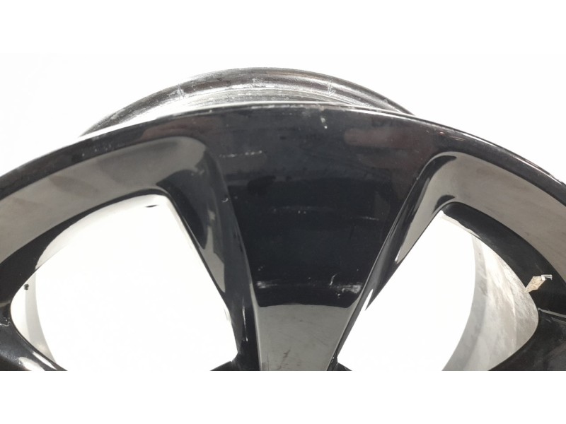 Recambio de llanta para jeep cherokee limited 4wd referencia OEM IAM 5XT12DX8AA  