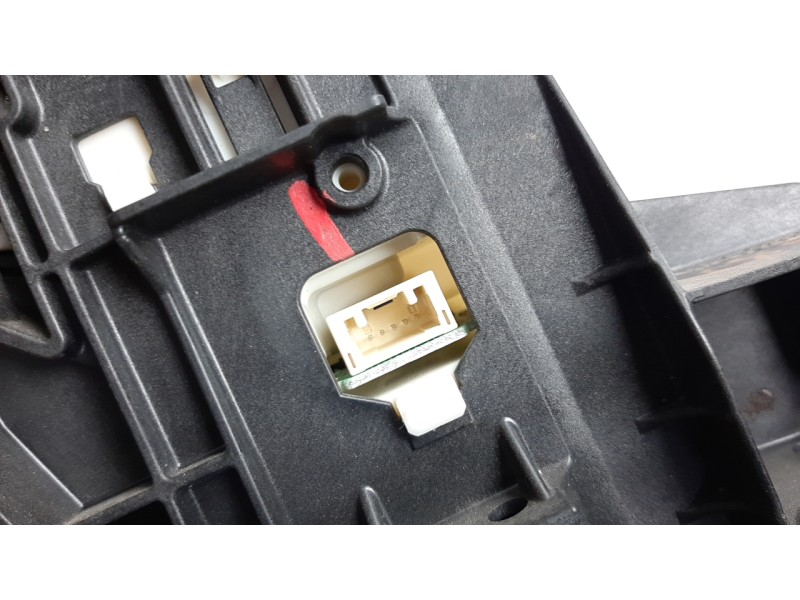 Recambio de palanca cambio para toyota c-hr hybrid advance referencia OEM IAM 75G588LHD  