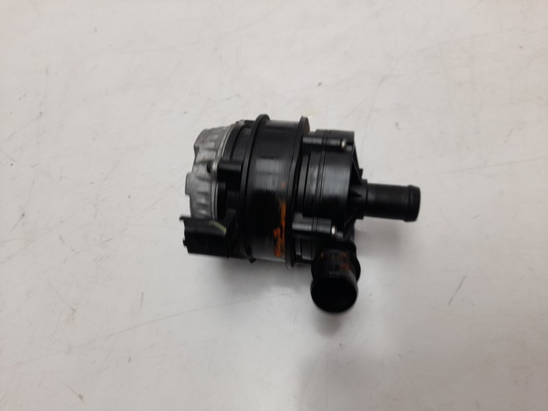 Recambio de bomba agua para dacia logan ii comfort referencia OEM IAM 210103582R  