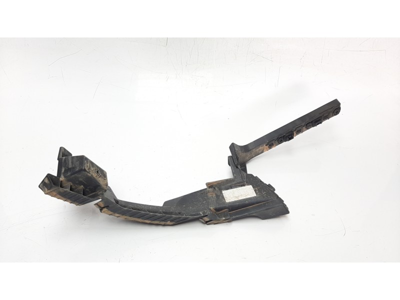 Recambio de moldura para alfa romeo giulia (952) 2.2 jtdm cat referencia OEM IAM 50534393  