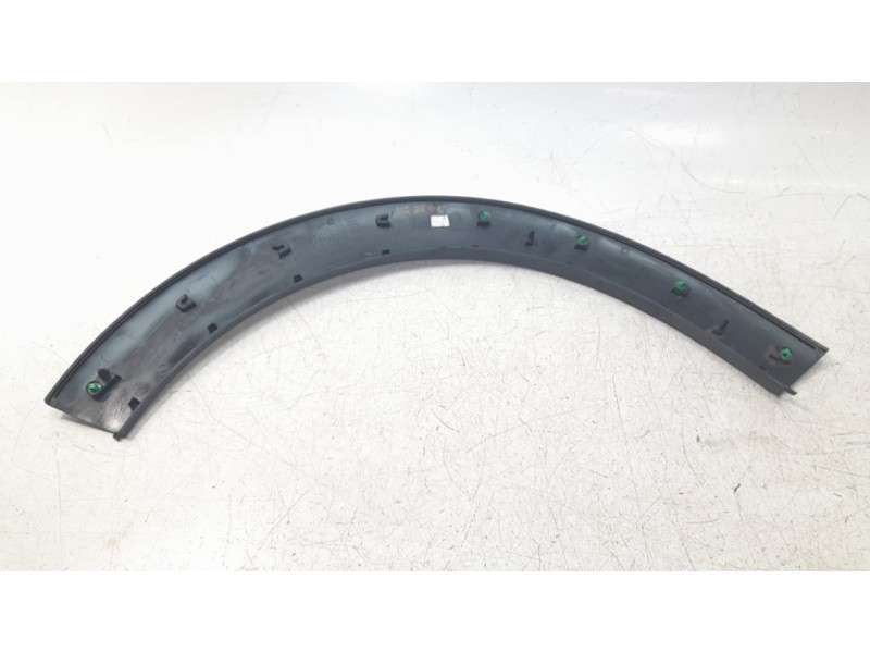 Recambio de aletin delantero izquierdo para citroen c3 feel referencia OEM IAM 9812088580  