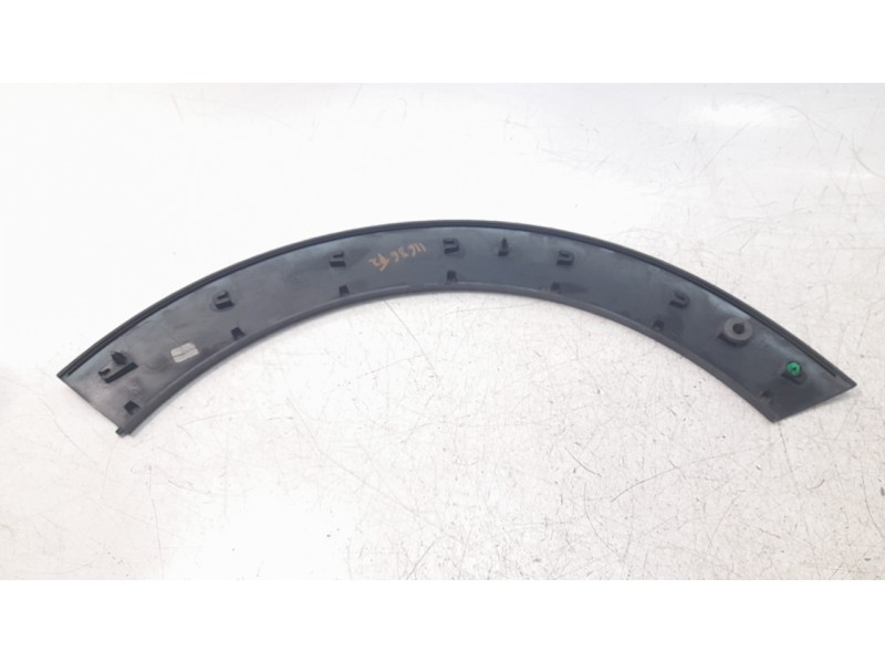 Recambio de aletin trasero izquierdo para citroen c3 feel referencia OEM IAM 9812088880  