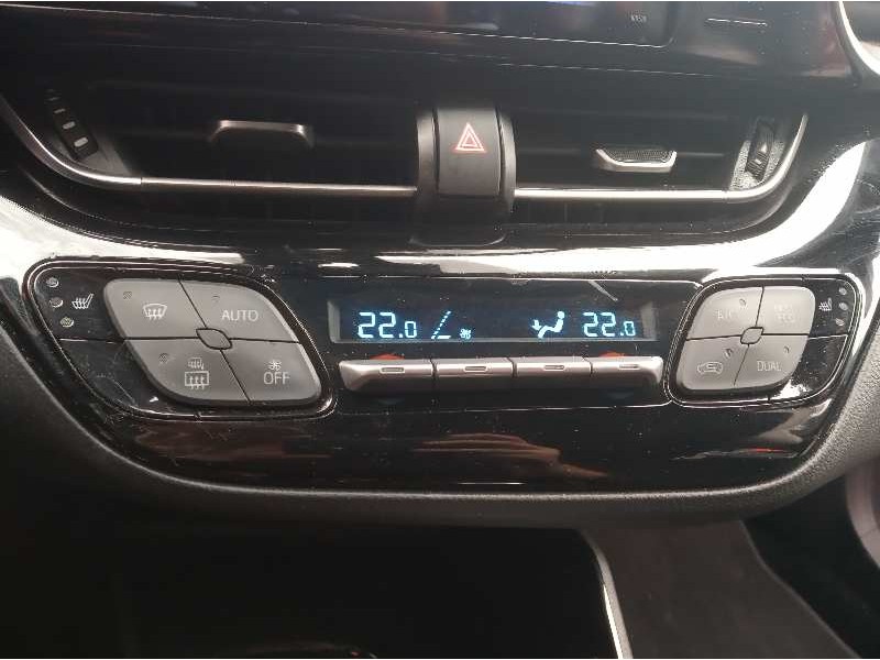 Recambio de mando climatizador para toyota c-hr hybrid advance referencia OEM IAM 5590F4031  