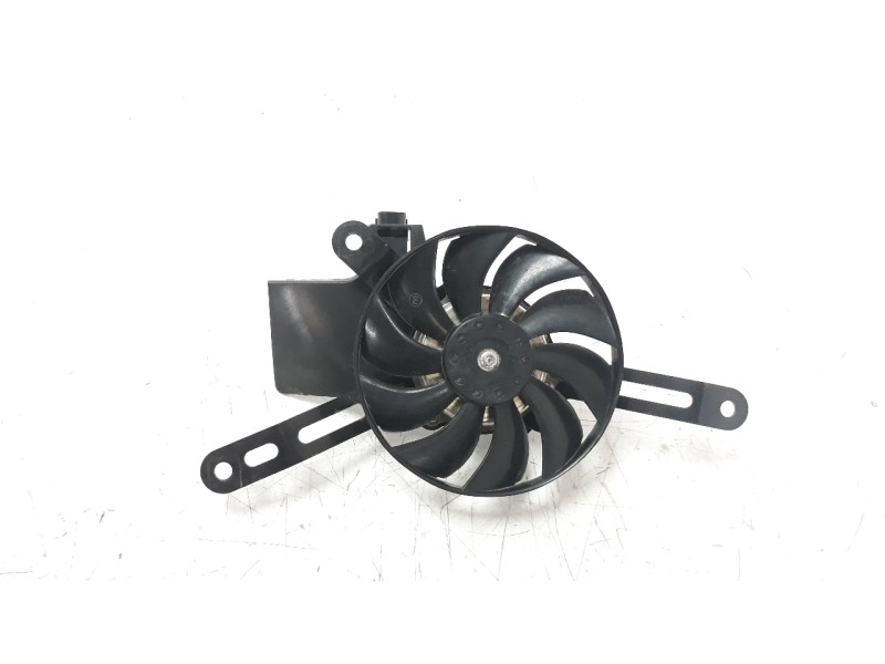 Recambio de electroventilador para honda forza nss 750 referencia OEM IAM 19080MKTD01  