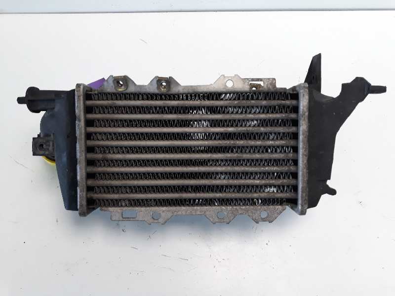 Recambio de intercooler para opel vectra b berlina 2.0 dti referencia OEM IAM 52475657 30352 