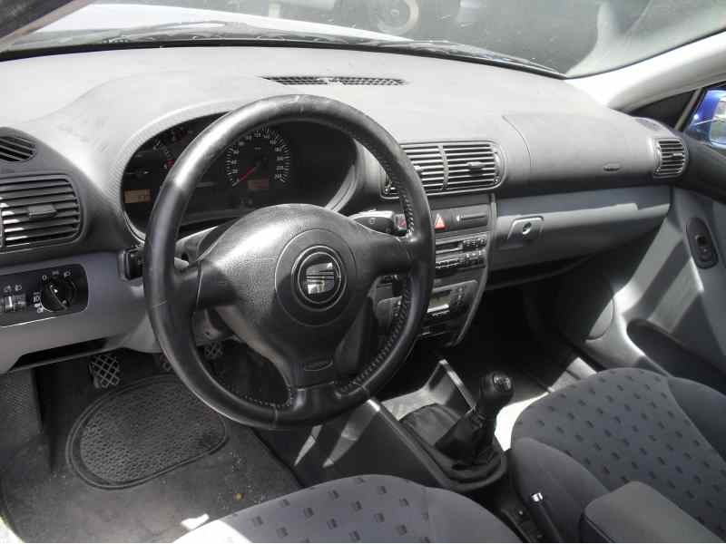 seat toledo (1m2) del año 2001