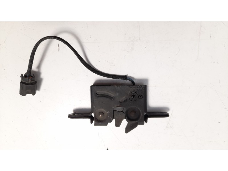 Recambio de cerradura capo para renault megane iii berlina 5 p 1.5 dci diesel fap referencia OEM IAM 656C10010R  