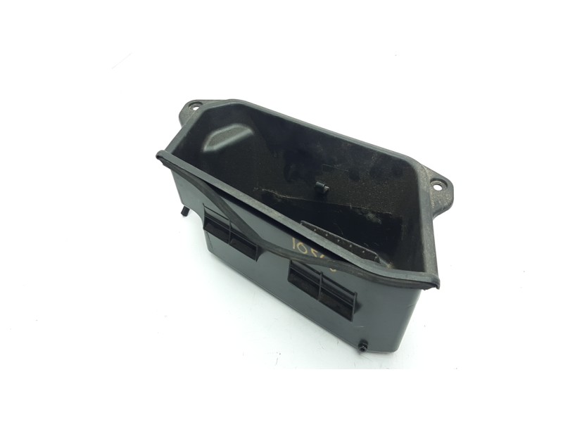 Recambio de moldura para honda forza 125 forza 125 referencia OEM IAM 81255K0BT000  