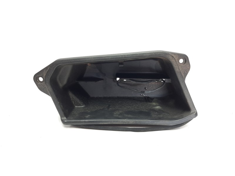 Recambio de moldura para honda forza 125 forza 125 referencia OEM IAM 81255K0BT000  