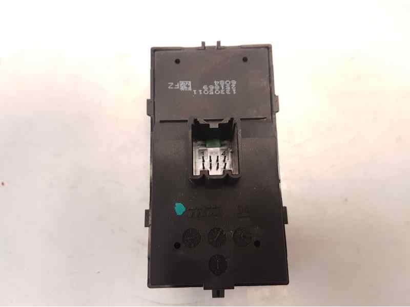 Recambio de mando elevalunas delantero izquierdo para opel mokka selective referencia OEM IAM 13305011  