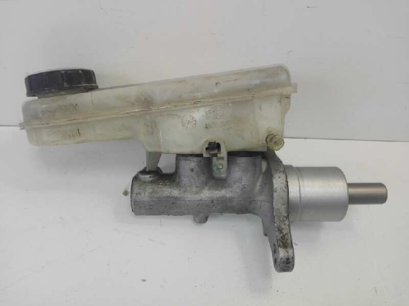 Recambio de bomba freno para smart forfour 1.1 cat referencia OEM IAM 32067272D  