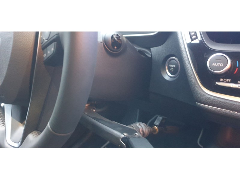 Recambio de columna direccion para toyota corolla (e21) hybrid style referencia OEM IAM 4520A02740  