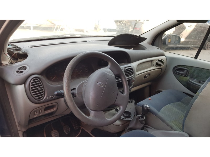 renault scenic (ja..) del año 2001