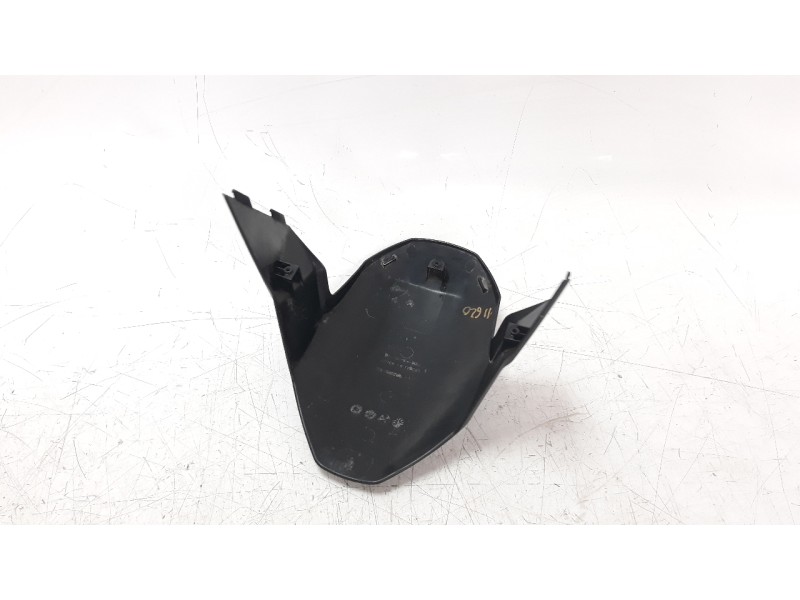 Recambio de guardabarros para honda forza nss 750 referencia OEM IAM 61110MKVD00  