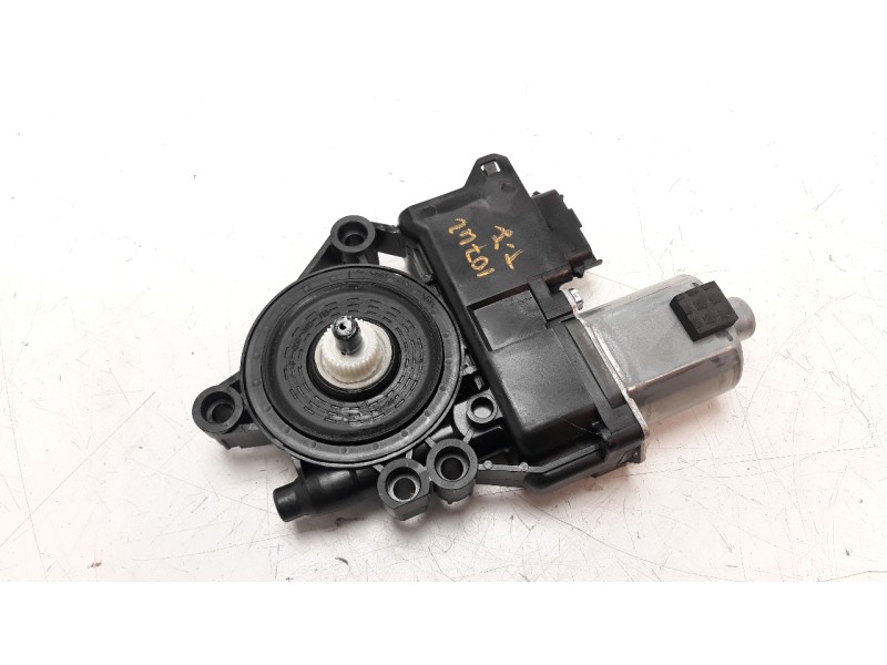 Recambio de motor elevalunas trasero izquierdo para kia xceed 1.4 tgdi cat referencia OEM IAM 83450J7020  