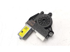 MOTOR ELEVALUNAS TRASERO DERECHO 19031060025 19031060025 CMOA0780L