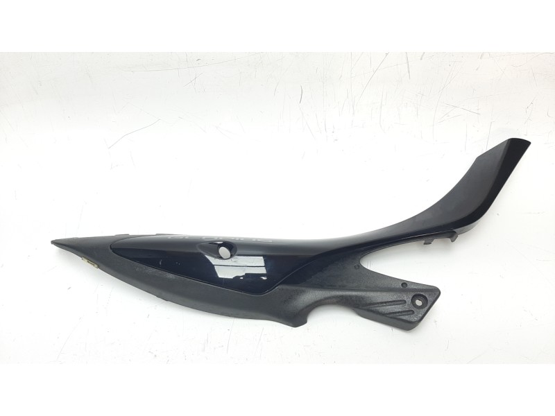 Recambio de moldura para suzuki gladius 650 referencia OEM IAM 4741144H  