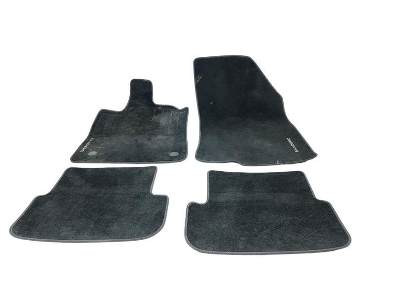 Recambio de juego alfombrillas para dacia sandero iii expression referencia OEM IAM 749026910R  