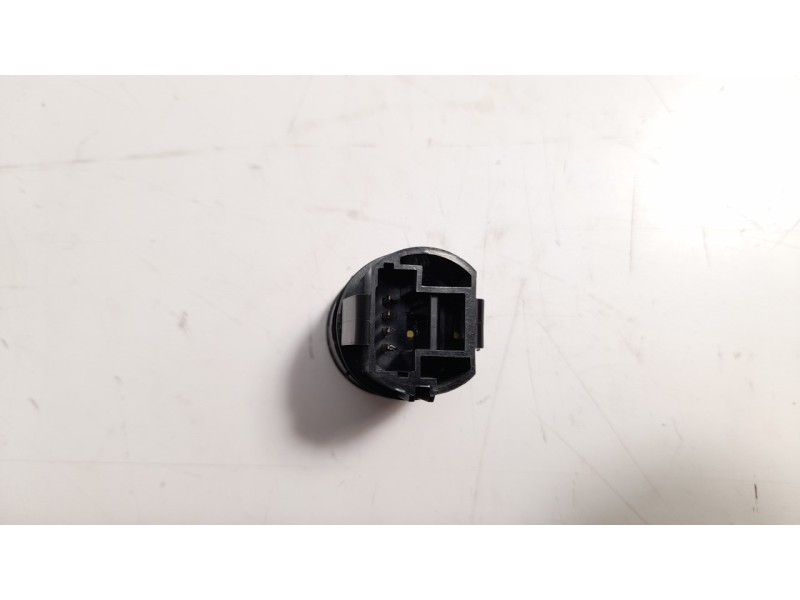 Recambio de conmutador de arranque para renault megane iii berlina 5 p 1.5 dci diesel fap referencia OEM IAM 251503211R  