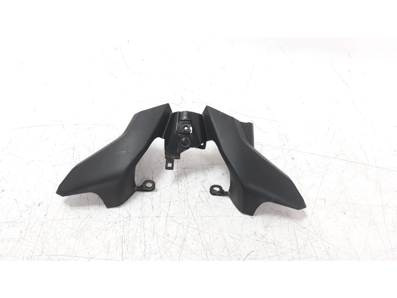Recambio de moldura para honda forza nss 750 referencia OEM IAM 53257MKVD0  