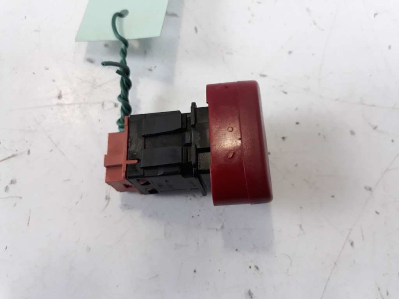 Recambio de warning para citroen c2 vtr referencia OEM IAM 96405776KA  