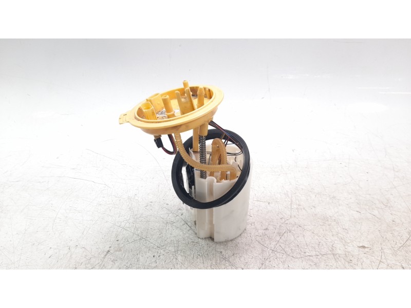 Recambio de bomba combustible para volkswagen t-roc 2.0 tdi referencia OEM IAM 5Q0919050BA  