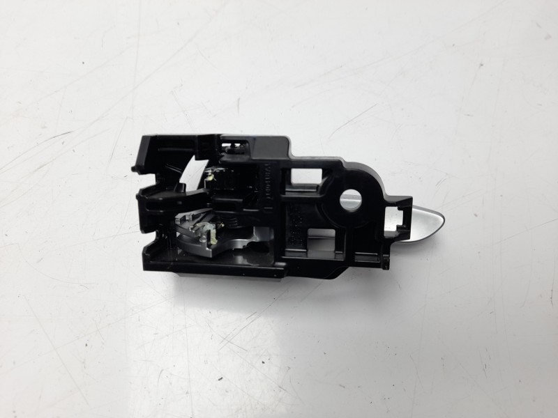 Recambio de maneta interior trasera derecha para toyota c-hr hybrid advance referencia OEM IAM 69273F4010  