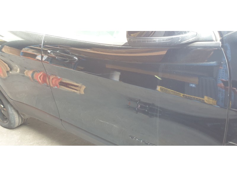 Recambio de puerta delantera derecha para jeep cherokee limited 4wd referencia OEM IAM 68290878AC  