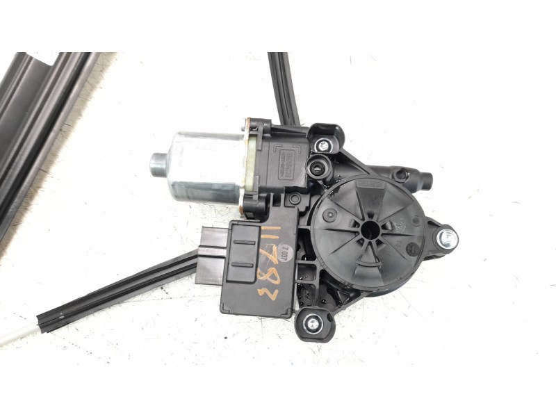 Recambio de elevalunas trasero izquierdo para seat ateca (khp) fr referencia OEM IAM 575839461A  