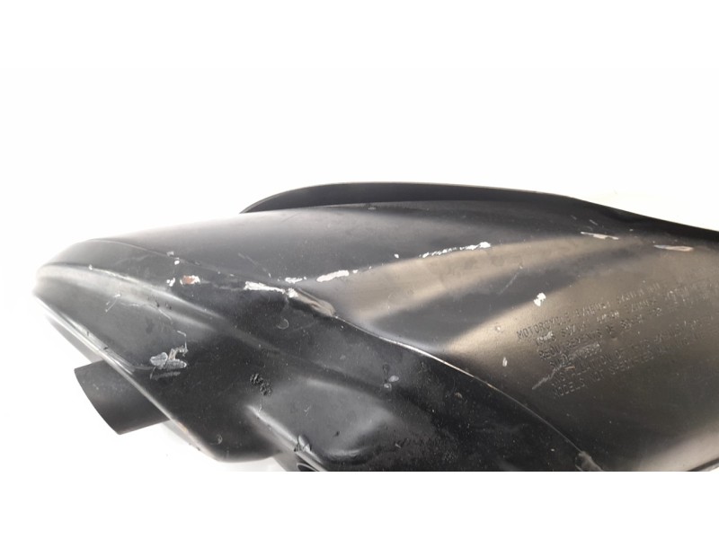 Recambio de silenciador trasero para suzuki gladius 650 referencia OEM IAM 1431044H00000  