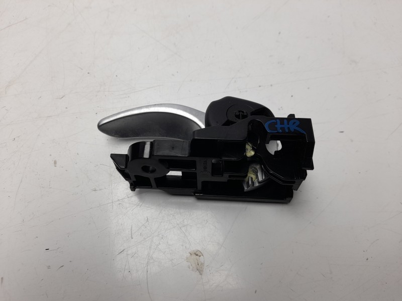 Recambio de maneta interior trasera izquierda para toyota c-hr hybrid advance referencia OEM IAM 69274F4010  