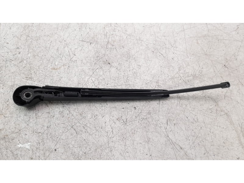 Recambio de brazo limpia trasero para volkswagen t-roc 2.0 tdi referencia OEM IAM 5F3955707  