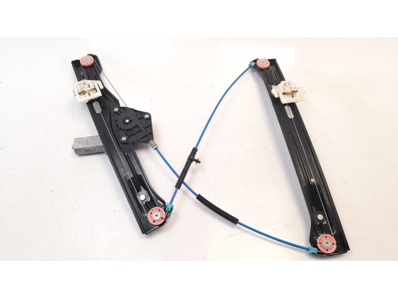 Recambio de elevalunas delantero derecho para bmw serie 3 lim. (f30) 320d referencia OEM IAM 725982410 106063316 