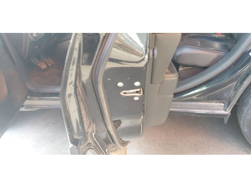 Recambio de cerradura puerta trasera izquierda para jeep cherokee limited 4wd referencia OEM IAM 68466852AA  